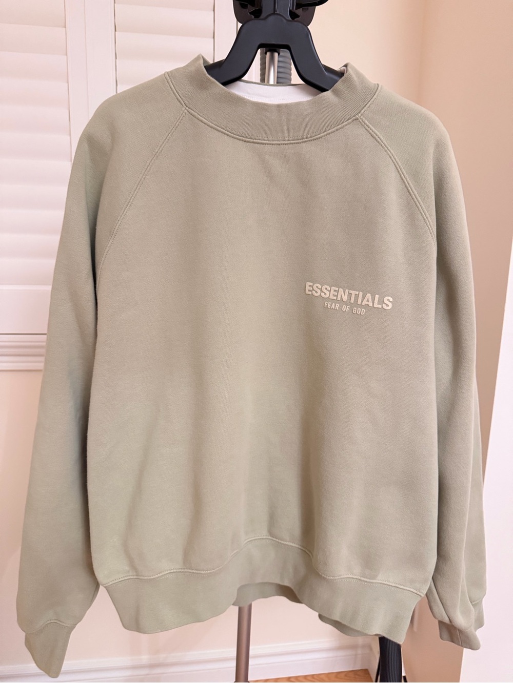 Essentials woman's Sage Green Crewneck Sweatshirt